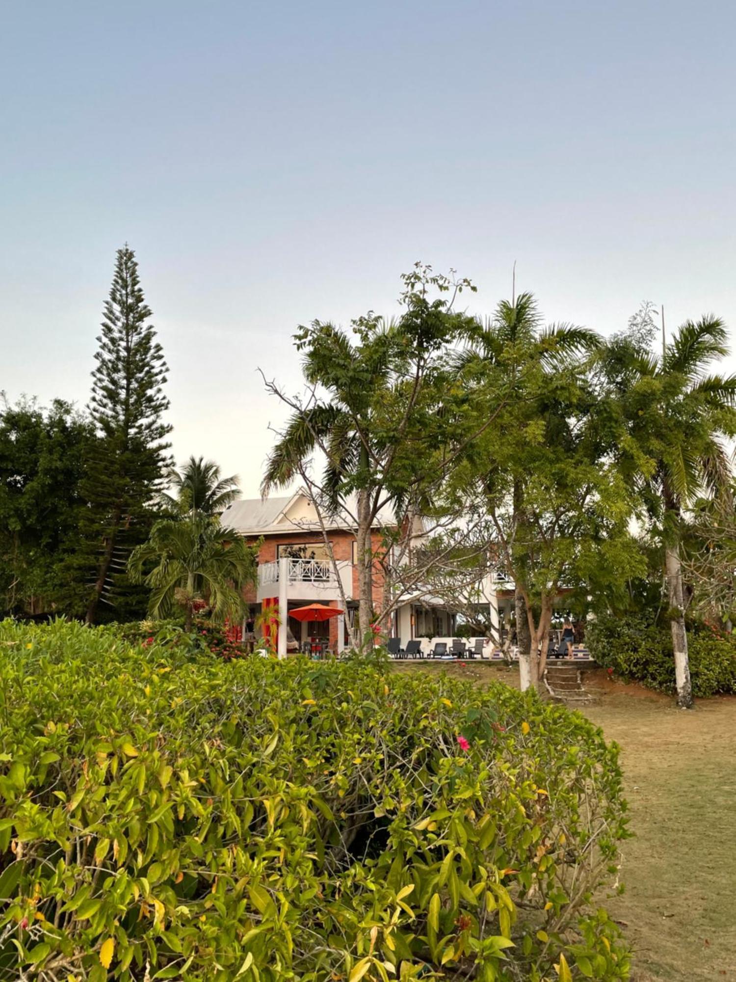 Casa De Las Flores Tropical San Andrés Exteriér fotografie